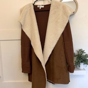Tan Cardigan with fur